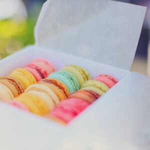 macarons, colorful, desserts