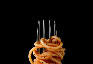 fork with spaghetti