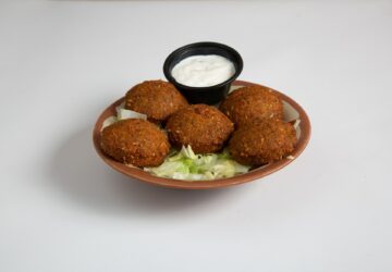 Falafel with tahini